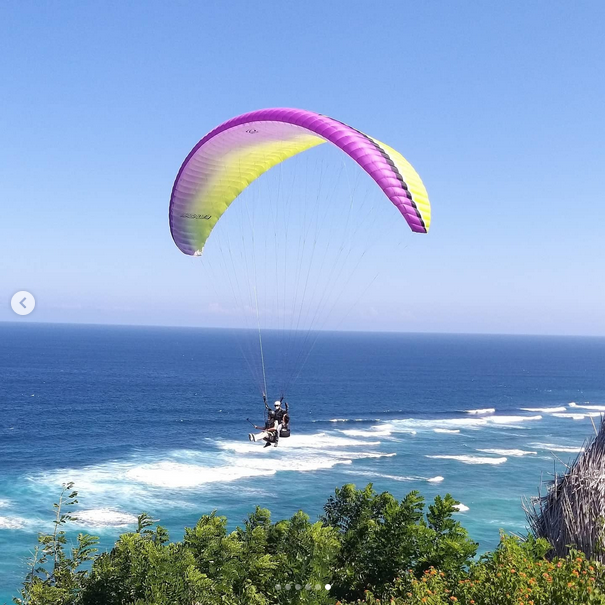 Timbis Paragliding Bali